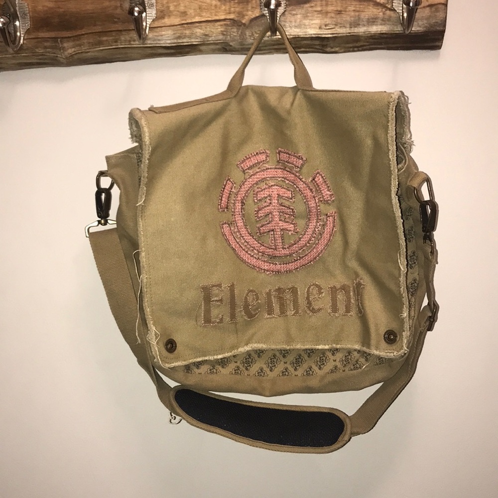 Shoulder bag